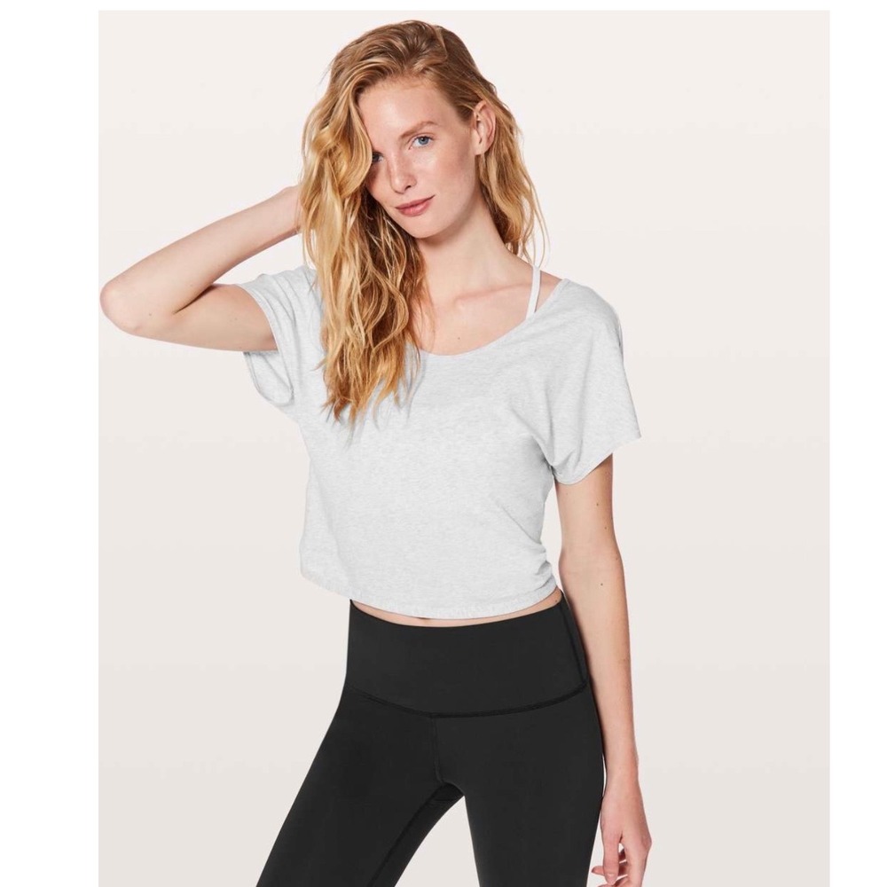 Lululemon Its A Tie Tee Short Sleeve Open Back Cropped Tee Heathered Light Grey
